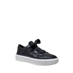 Trinity - Women's Shoes in Black from Eos